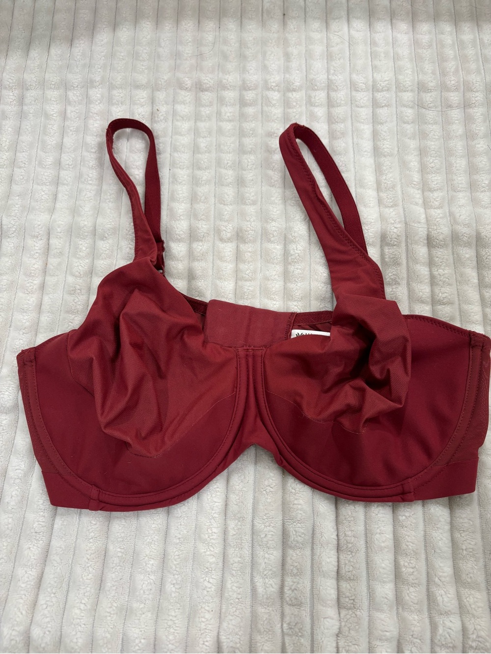 Wacoal Wire Underwire Bra in Deep Wine Red